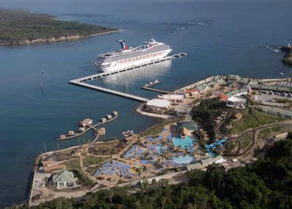 amber cove cruise port with ship in background