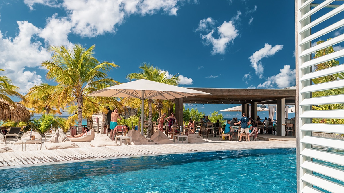 bonaire beach bars best