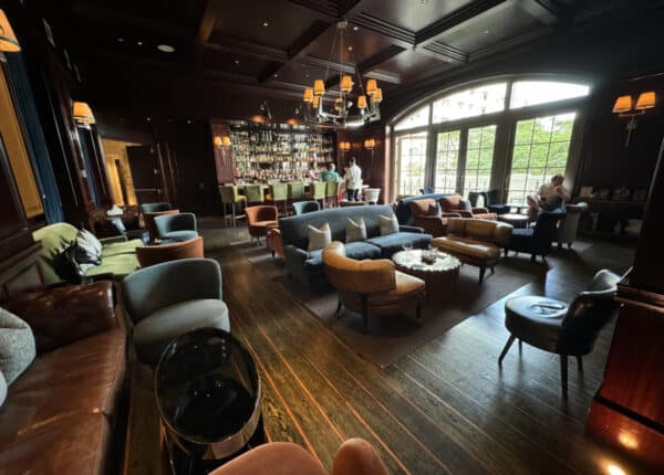 wine lovers in nassau