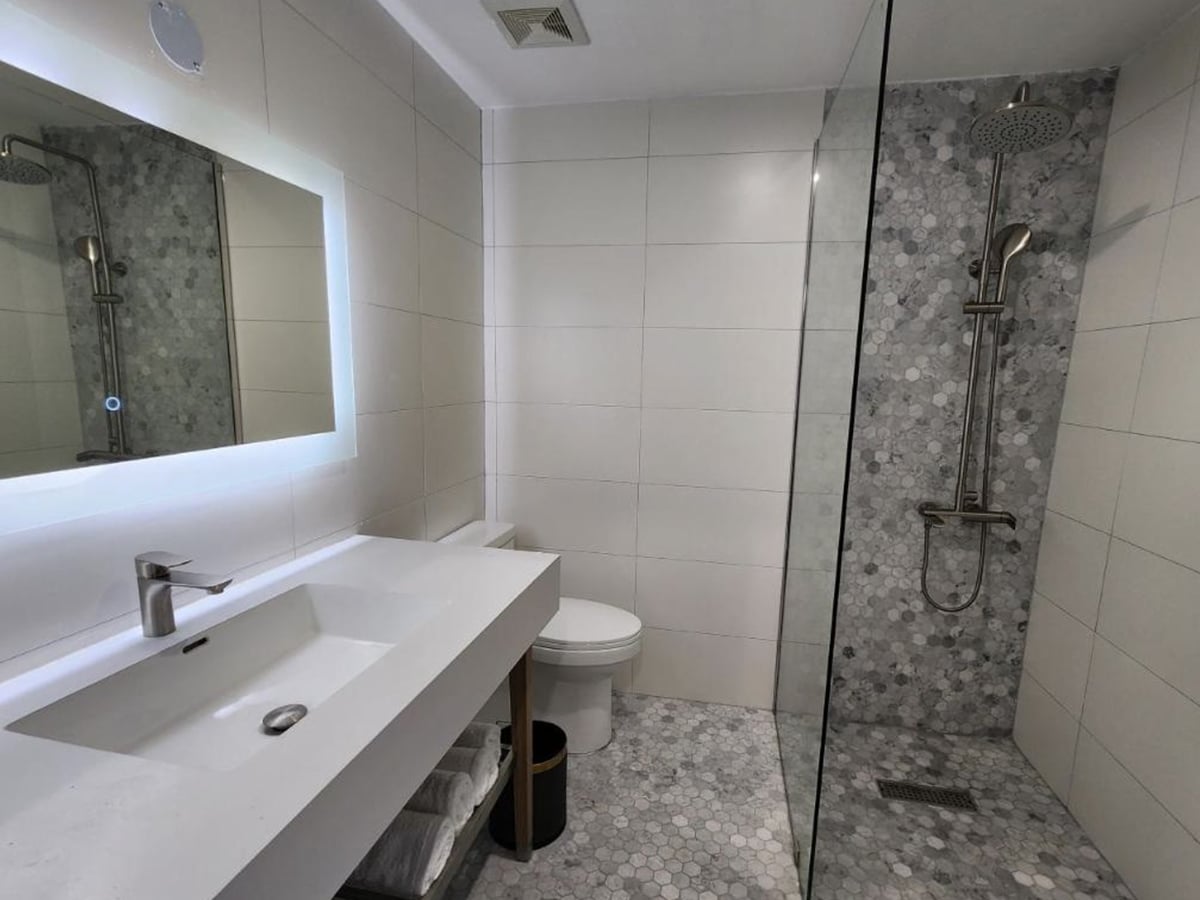 hotel in montego bay for budget-friendly travel
