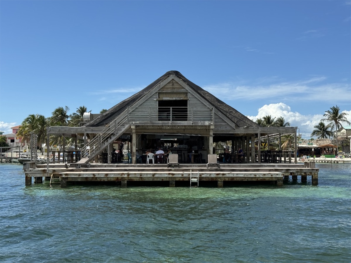 ambergris caye belize