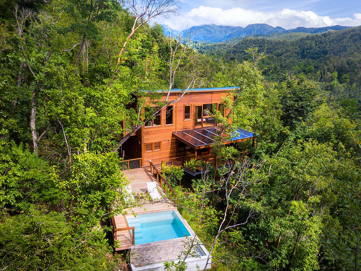 dominica secret bay villa with pool on cliffside