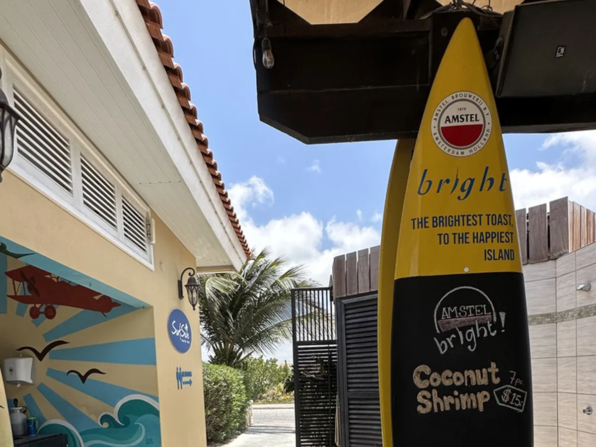 Your Own Little Beach Bar in Aruba