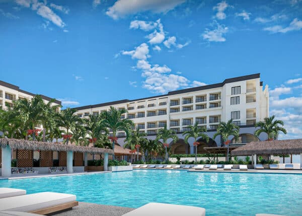 marriott cancun all-inclusive resort pool with building