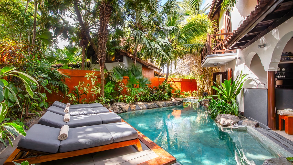 best luxury resort in curacao