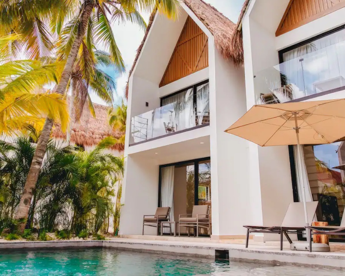 two-story villas at new cancun all-inclusive
