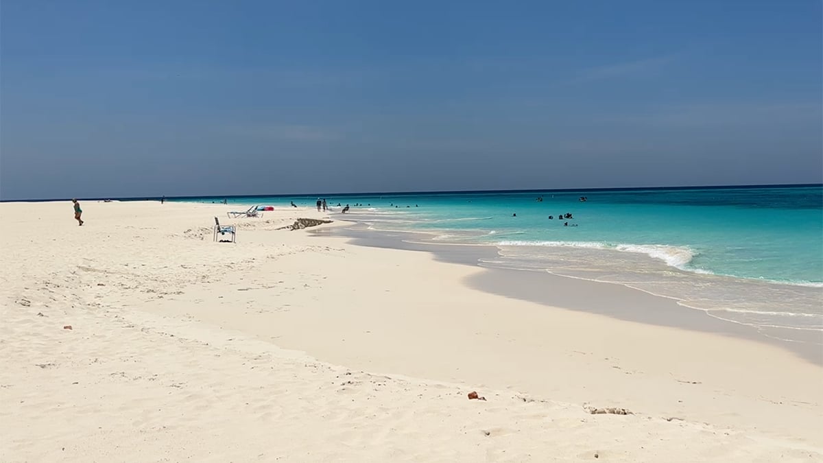 aruba eagle beach