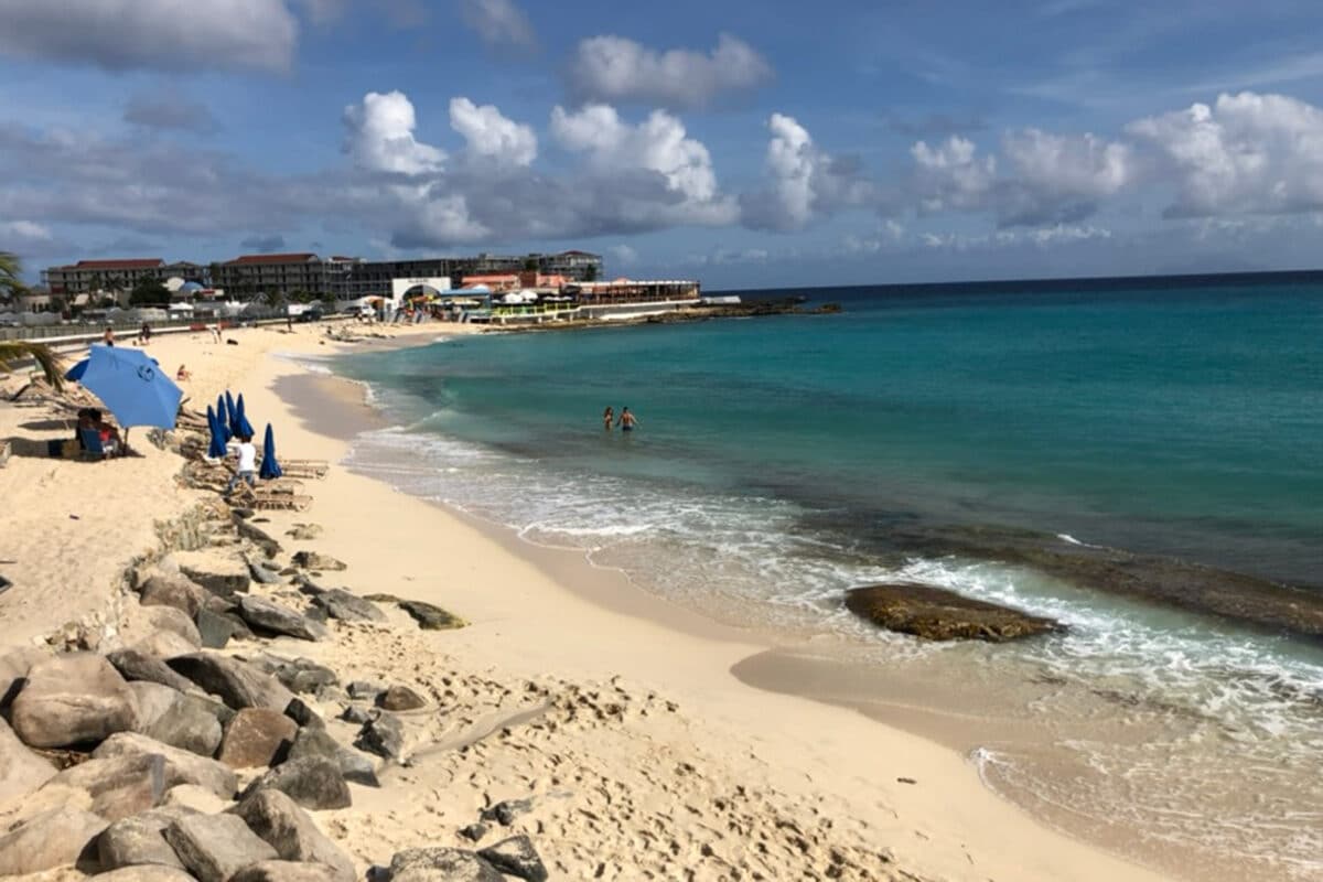 st maarten airport