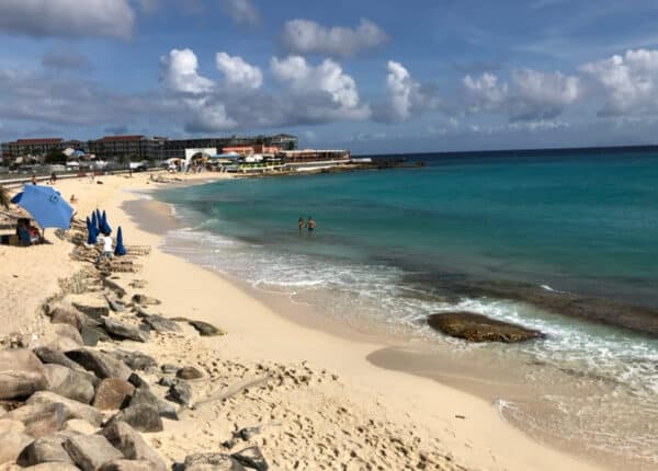 st maarten airport