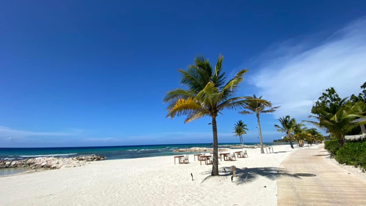 montego bay jamaica beach
