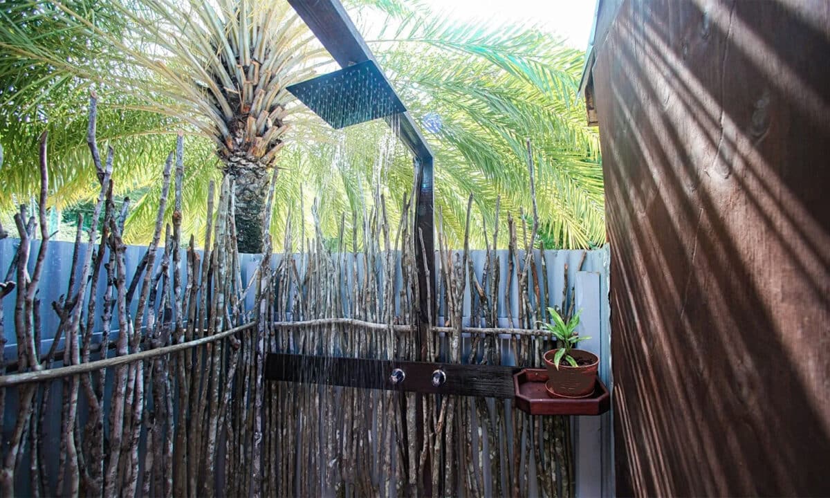 outdoor showers in the cabins