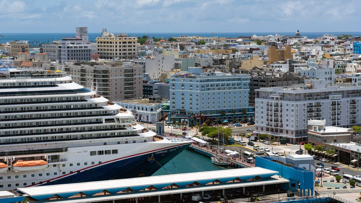 hotel rumbao in the port of san juan