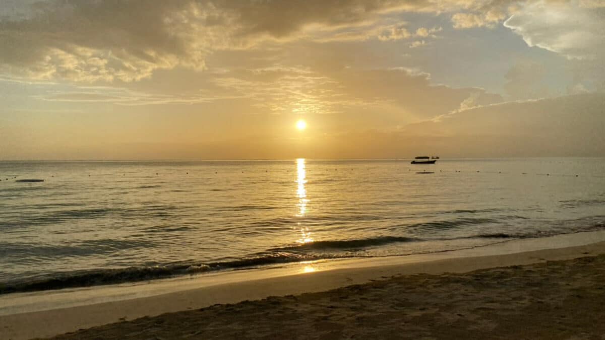 sunset in negril