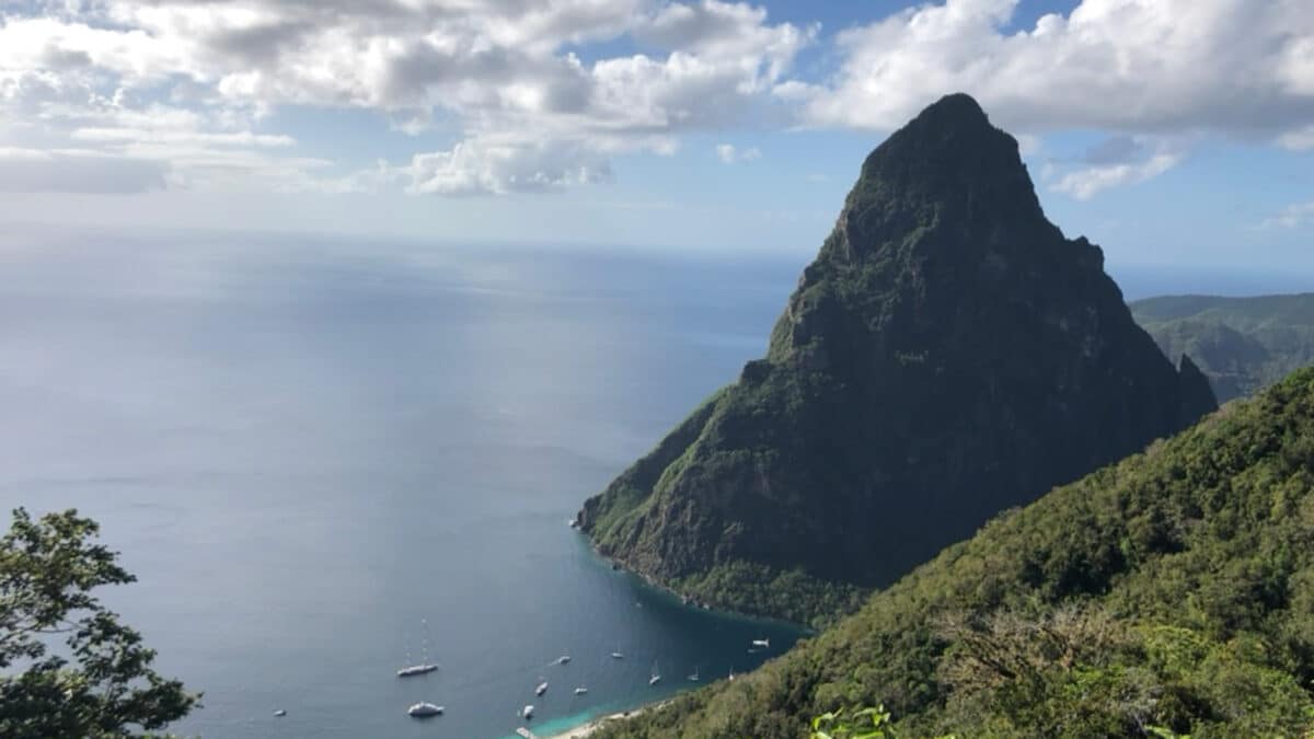saint lucia pitons