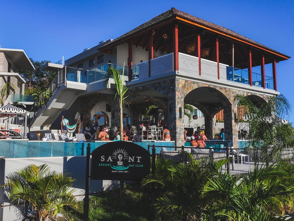 saint hotel