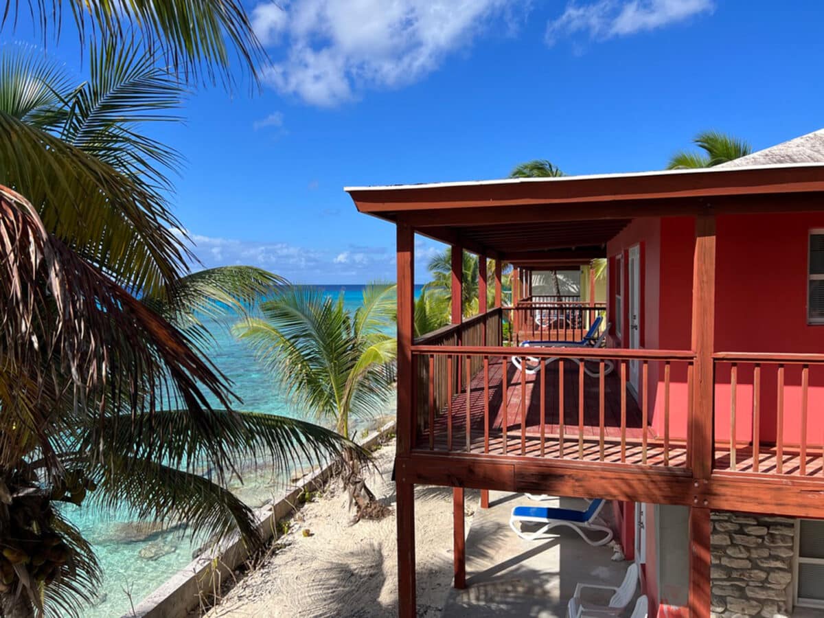 bahamas hotel on the beach