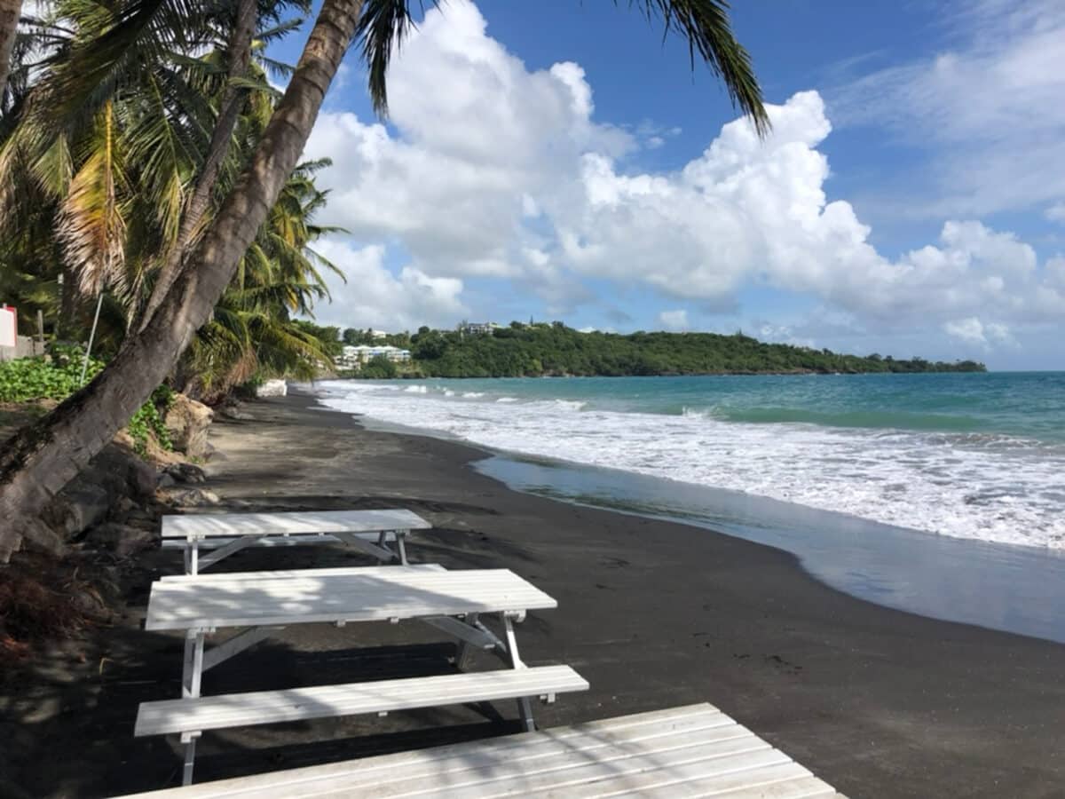 le diamant martinique caribbean beach town