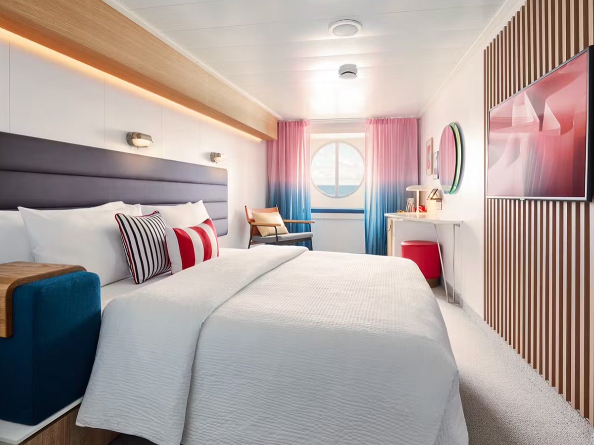 brilliant lady cabin