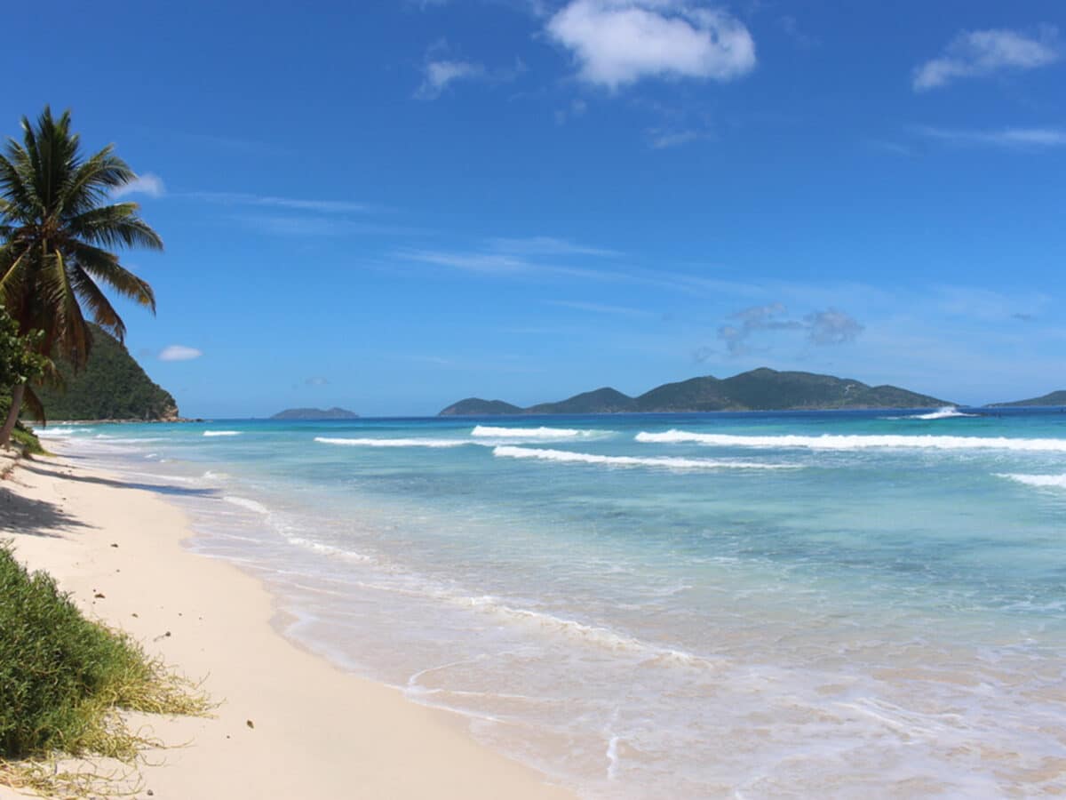 long bay beach in tortola