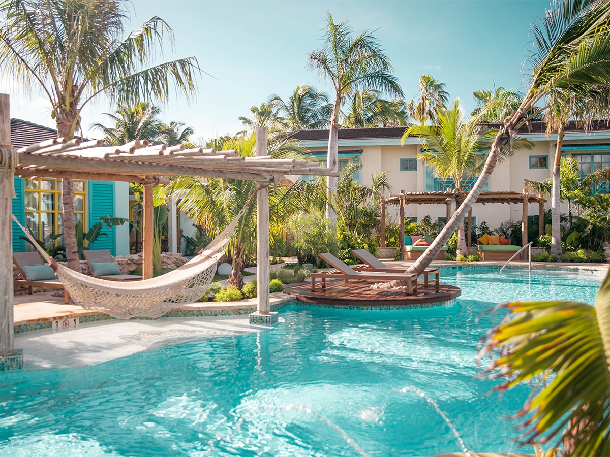 Aruba’s Boardwalk Boutique Hotel Is a Barefoot Paradise With Colorful Casitas, Local Art, and a Happy Hour Cart 