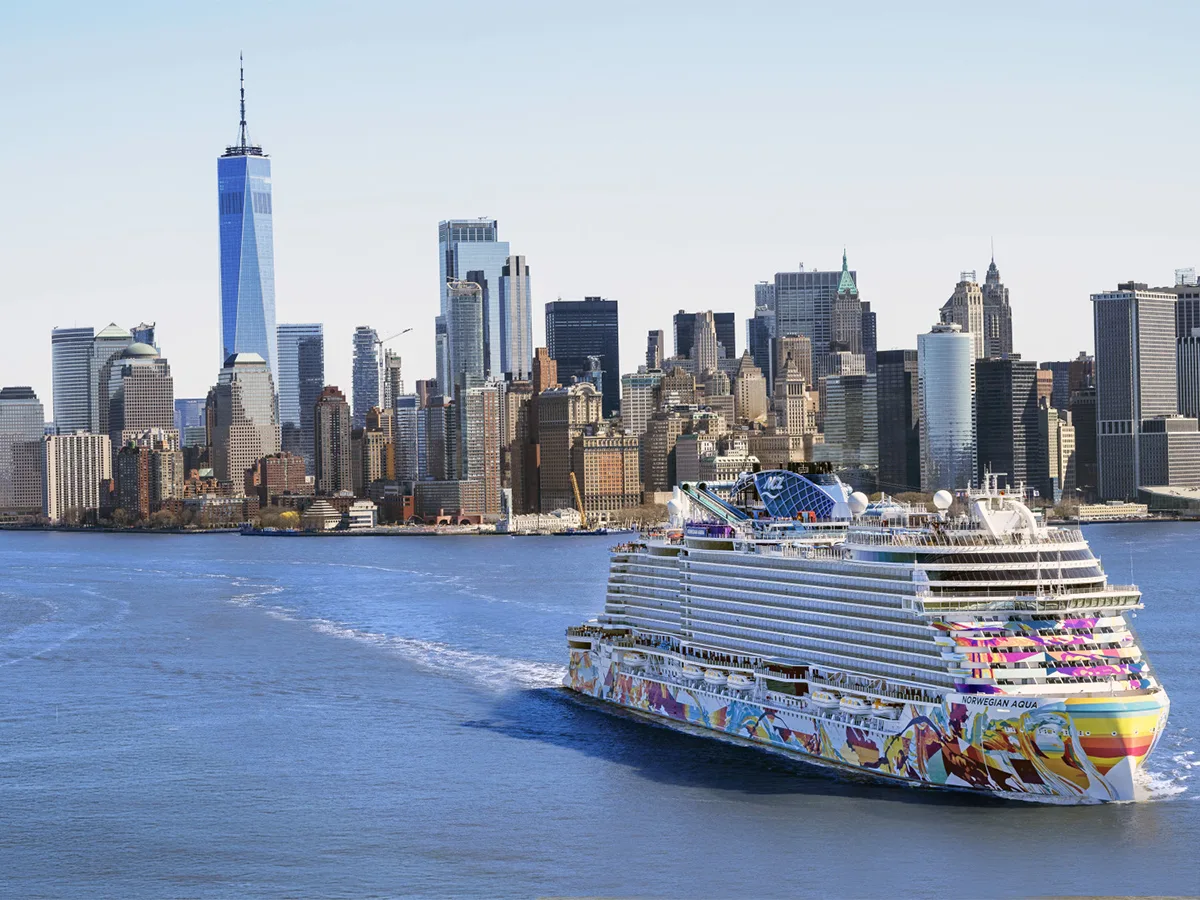 manhattan cruises to bermuda