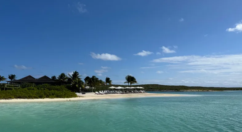 resorts with more than one beach