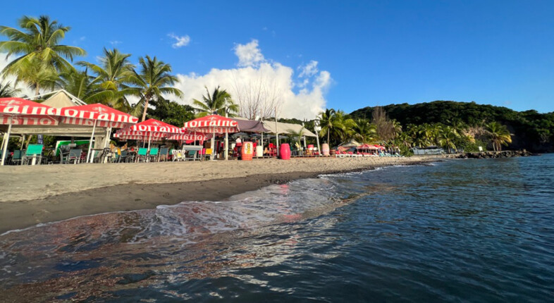 caribbean beaches with great food le carbet