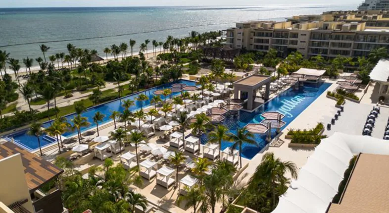 They welcomed guests this week.