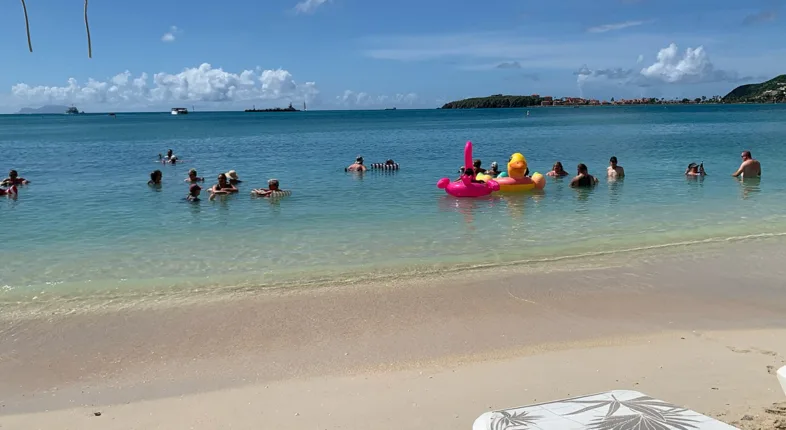 st maarten all-inclusive beach bar