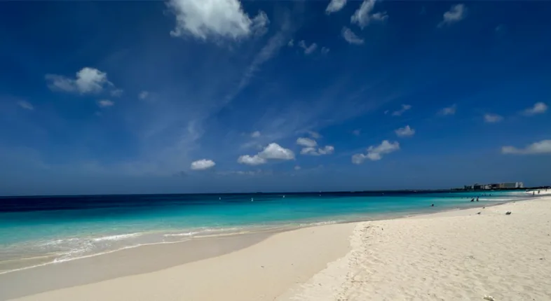 caribbean flight cancellations aruba