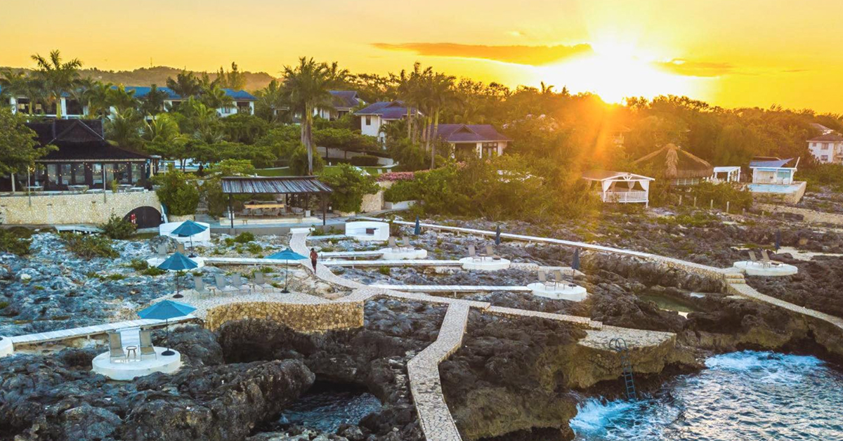 Hotel Tracker: A Cliffside Negril, Jamaica Retreat for $266