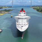 The Queen Mary 2 in Panama.