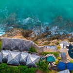 sheer rocks romantic tables