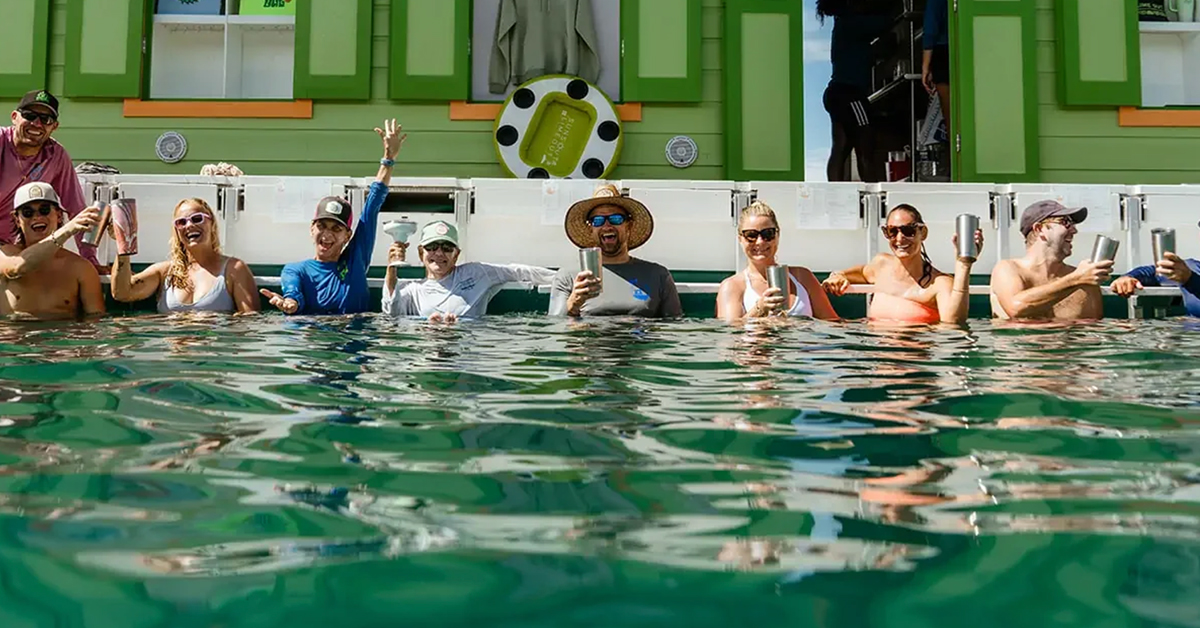 This Caribbean Floating Bar Has World-Class Tacos — And You Can Only Get There by Boat