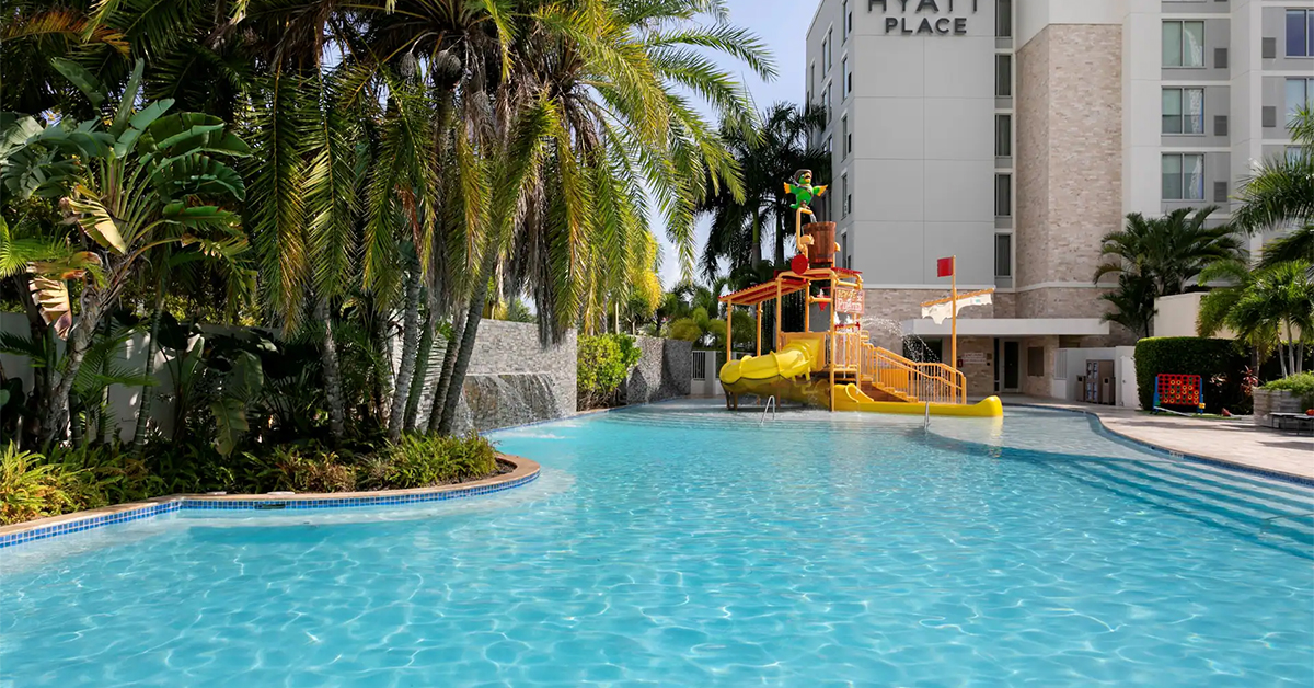 This Puerto Rico Hotel Stay Has a Central Location, Spacious Suites, and a Resort-Style Pool for $167