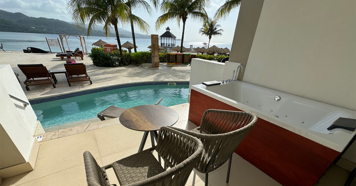 Hyatt Pushes Back Reopening of Seven Jamaica All-Inclusive Resorts as Delays Continue Into 2027