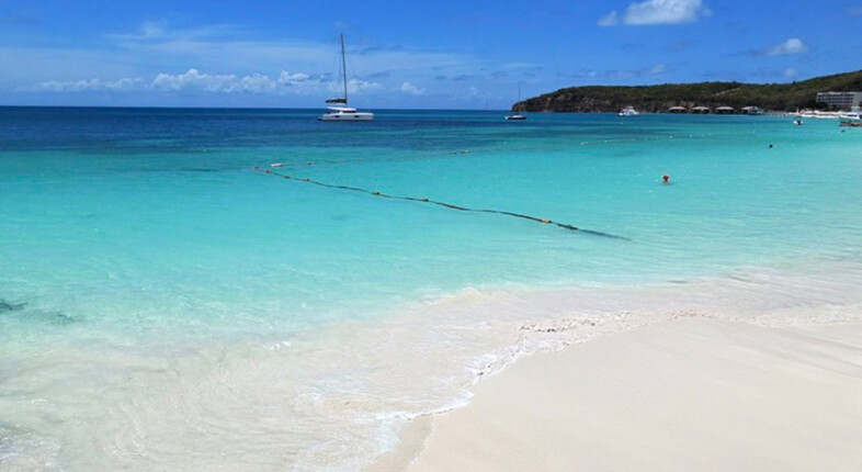 dickenson bay antigua