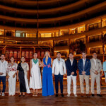 st regis costa mujeres