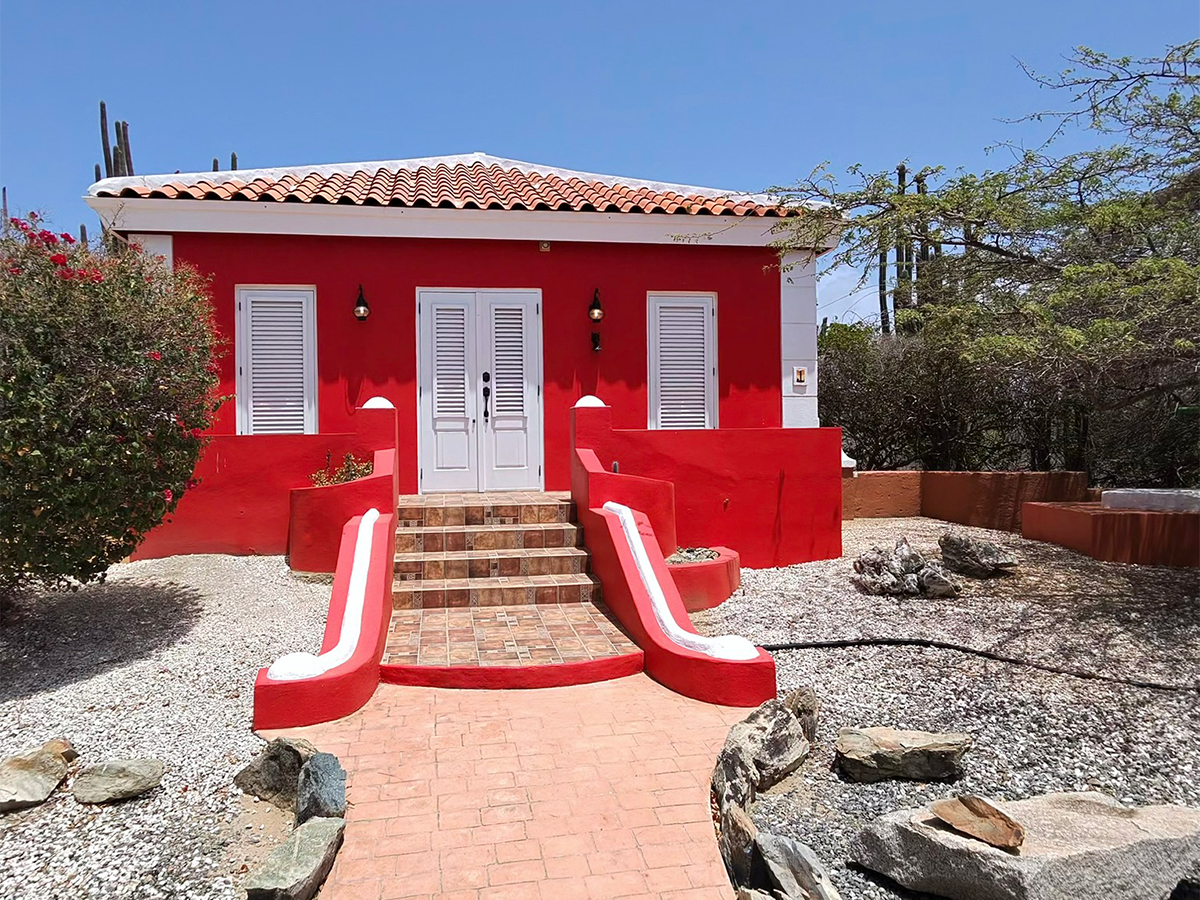 This Secret Adults-Only Retreat in Aruba Has 3 Private Casitas, Desert Views, and a Totally Different Kind of Vacation