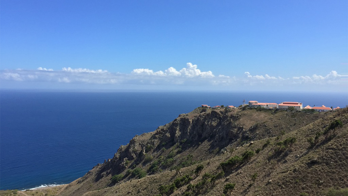 This Tiny Caribbean Island Near St Maarten Has the World’s Shortest Commercial Runway — and One of Its Most Remarkable Landings