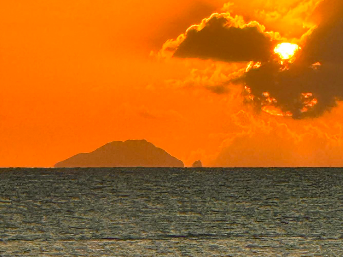 Caribbean Photo of the Week: Sunset on Jolly Beach