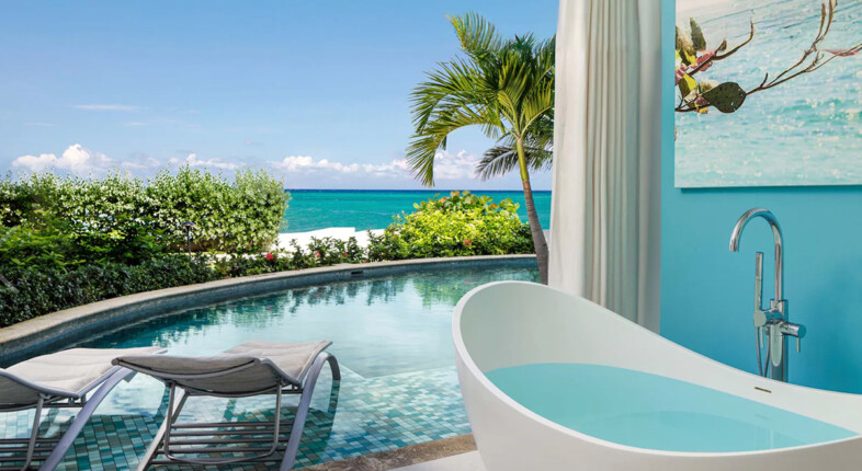 swim up room sandals