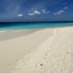 travelers are choosing eagle beach