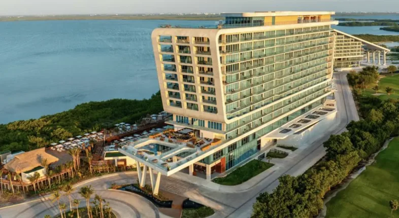 the new mondrian cancun