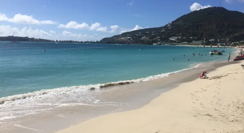 great bay beach in philipsburg