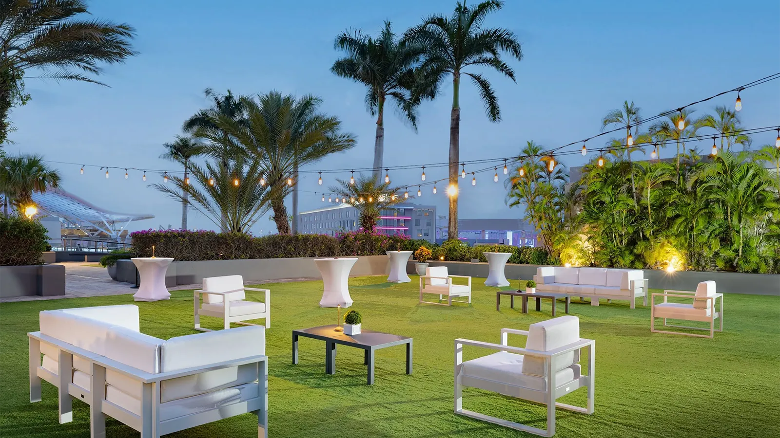 This Marriott Hotel Might Be Puerto Rico’s Best-Kept Secret, With a Rooftop Infinity Pool, Bay Views, and a Huge Casino